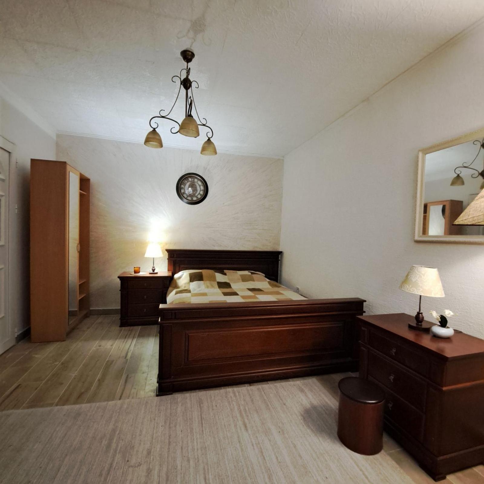 Unique Apartment Centar Podgorica Eksteriør bilde