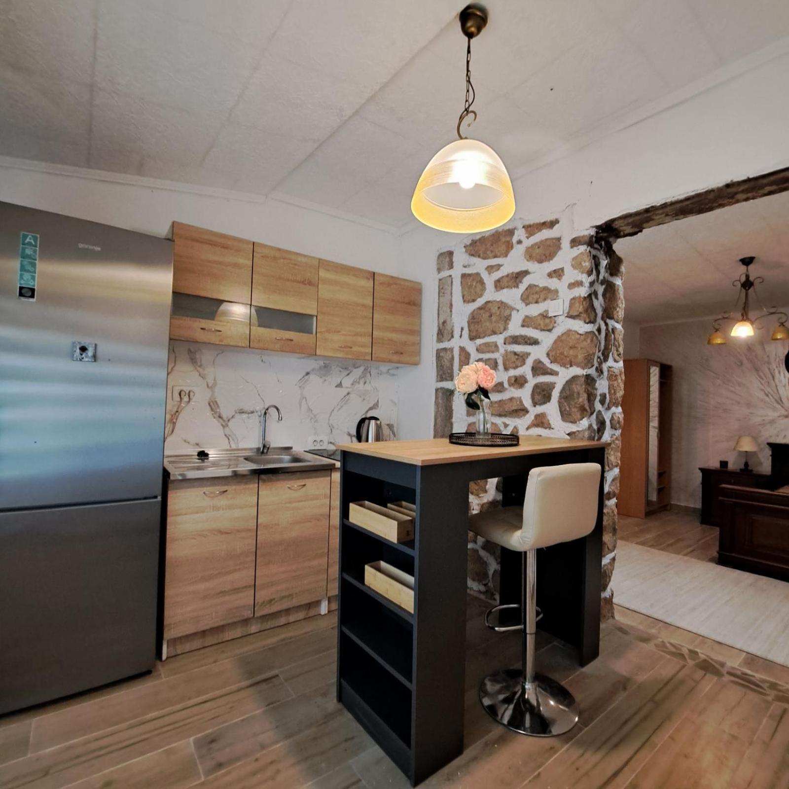 Unique Apartment Centar Podgorica Eksteriør bilde