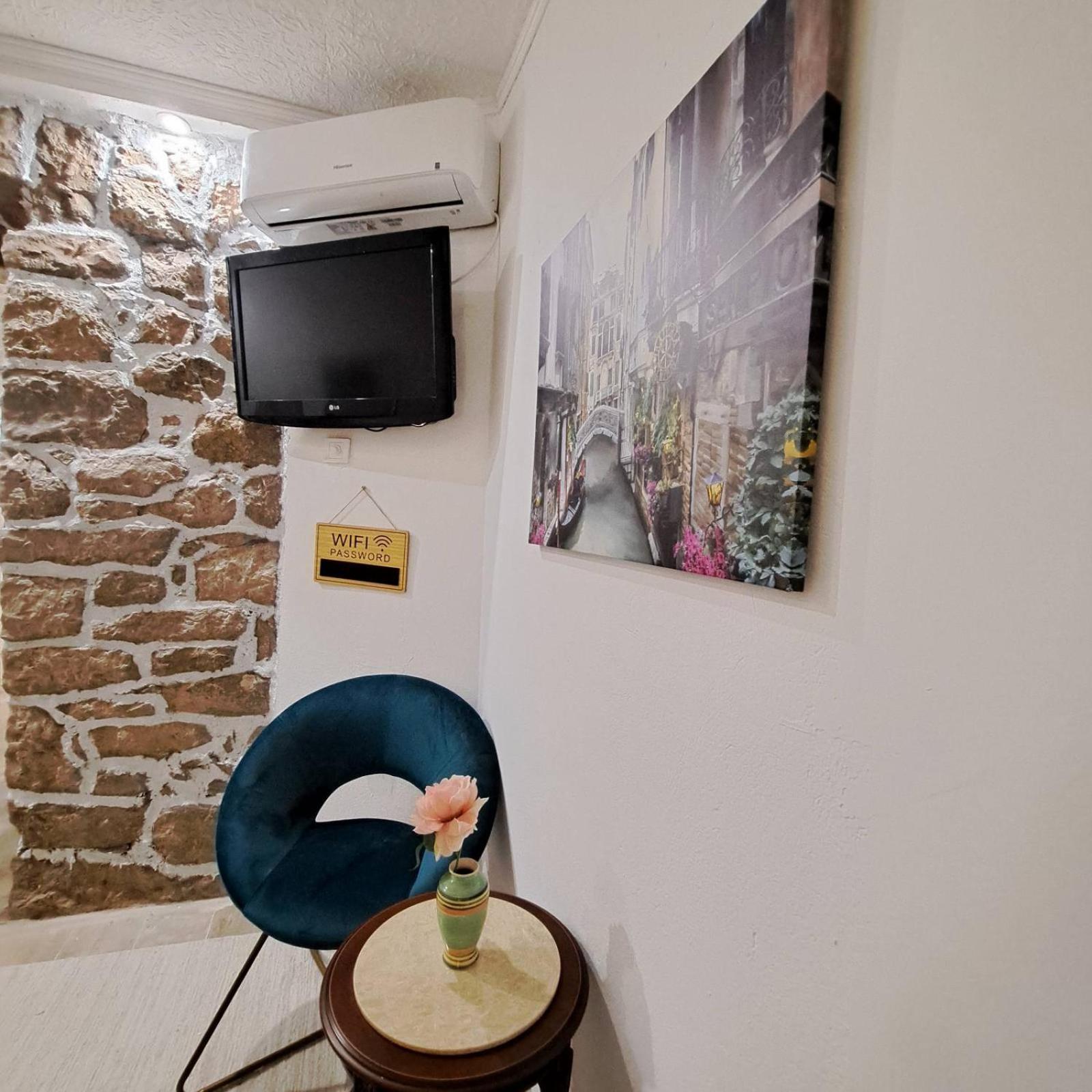 Unique Apartment Centar Podgorica Eksteriør bilde
